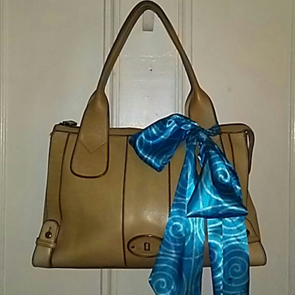 Fossil Reissue Key Included!!! - Picture 2 of 8